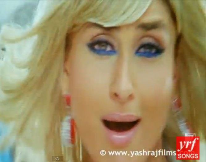 capture-20130707-230735 - Kareena Kapoor 2