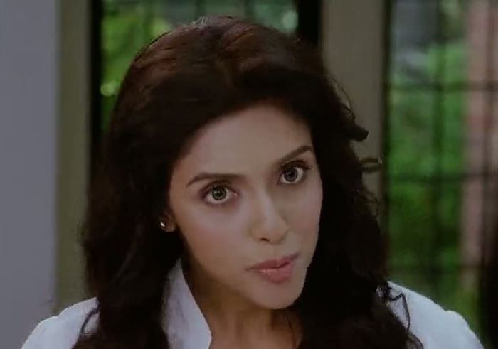 housefull 2 portia 1 (264) - Asin Thottumkal