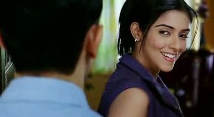 ghajini caps (108) - Asin Thottumkal