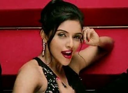 ghajini caps (7)