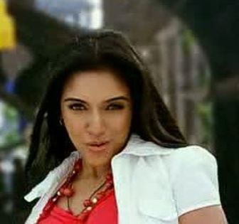 ghajini caps (14)