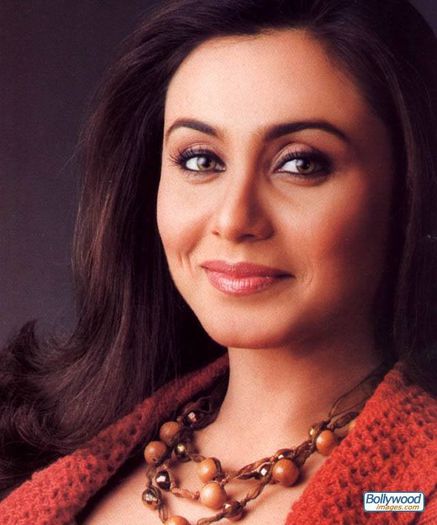 603007_635477516469874_617043511_n - Rani Mukherjee