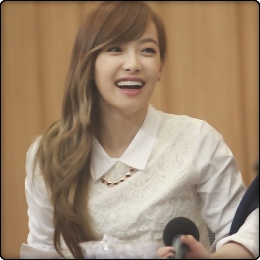 #. Daa. :)) :o3.
