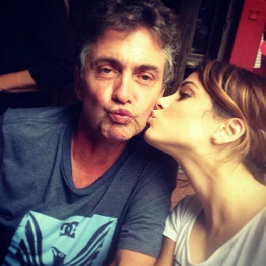 34oyhw5 - Martina Stoessel