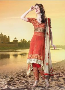 528673_132730090247721_164004832_n - Salwar Kameez