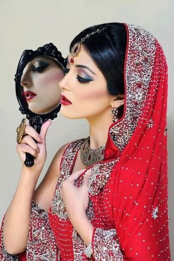 401361_138882922965771_722701616_n - India Make-Up