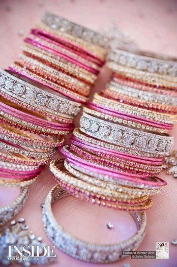 532934_136042489916481_1249026263_n