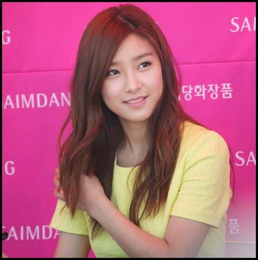 >?< Ma bucur sa te cunosc SoHee :)...