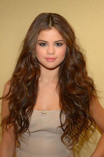 1 - Selena continues a day of press