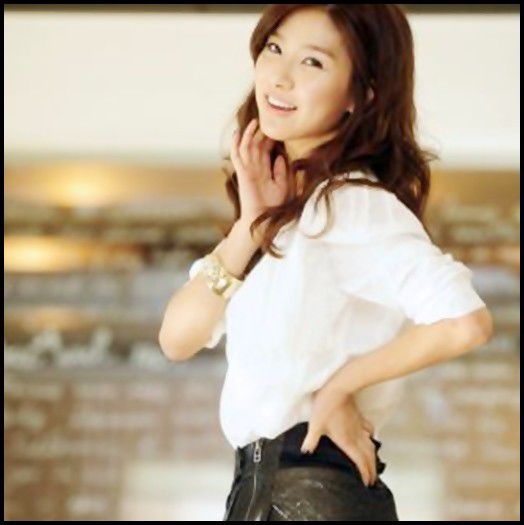 >?< (intra in casa)..Heii :-h...La multi ani Jung Ah :)..(hug;ii da o plasuta) - l - x - Episodul 80 - x - l