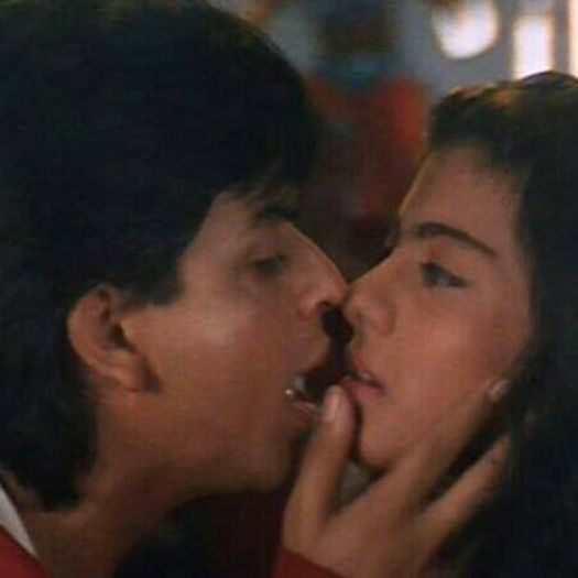 *kiss*