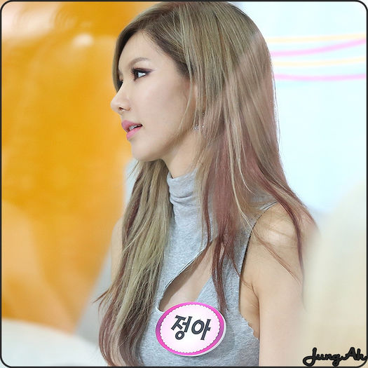 • Nu mai fi asa MyungSoo -_-.. Aaa..cine urma..:-?.. Aaa..Ki..ce alegi?