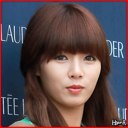^o^ Cu placere JungAh. ^^ Asta e viata Kik... :) ...Aaa... ok JiYoon...