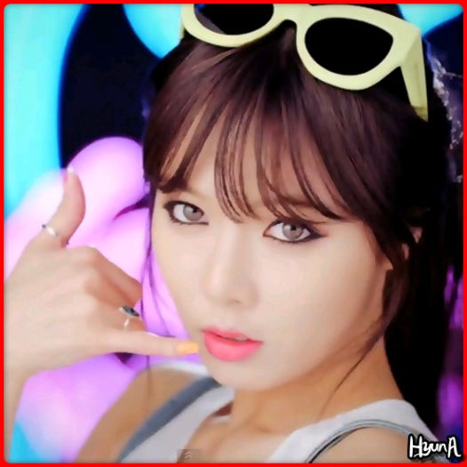 ^o^ ...:3 Promiti? ...[il imbratiseaza strans]...