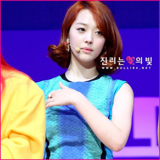 `.. Bye. :)) .. Yaa. :-w .. Nu sunt eu de vina ca asa a vrut SM. :-L .. :)) .. - l - x - Episodul 84 - x - l