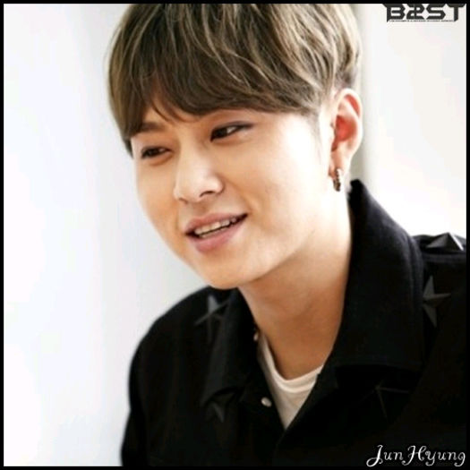[JH] ..Eu merg, Ki merge... Eun va veni si ea. :)