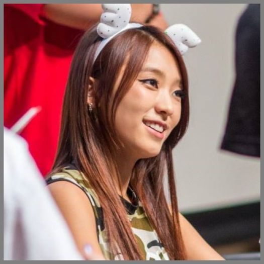 [:)] Hei Junsu. ^^. :) Si Soeun crede asta. :3