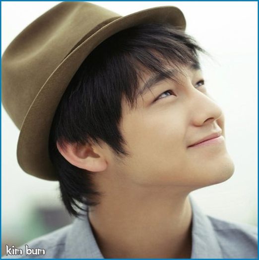 KB. Ma lasi sa am grija de tine? :o3 :">