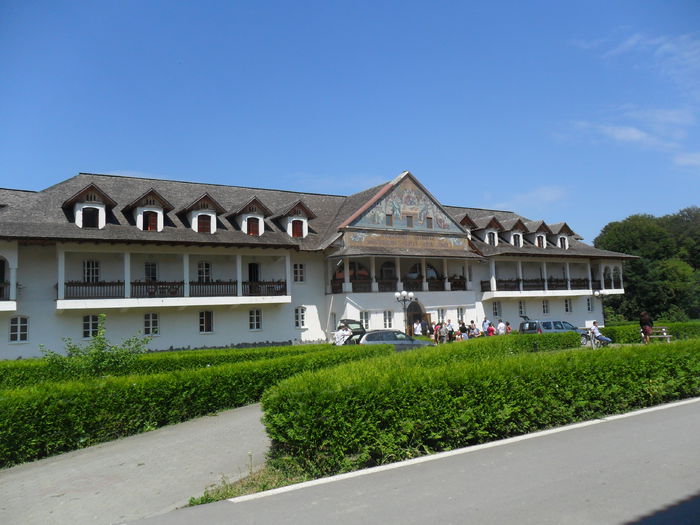 Sambata de Sus manastirea Brancoveneasca