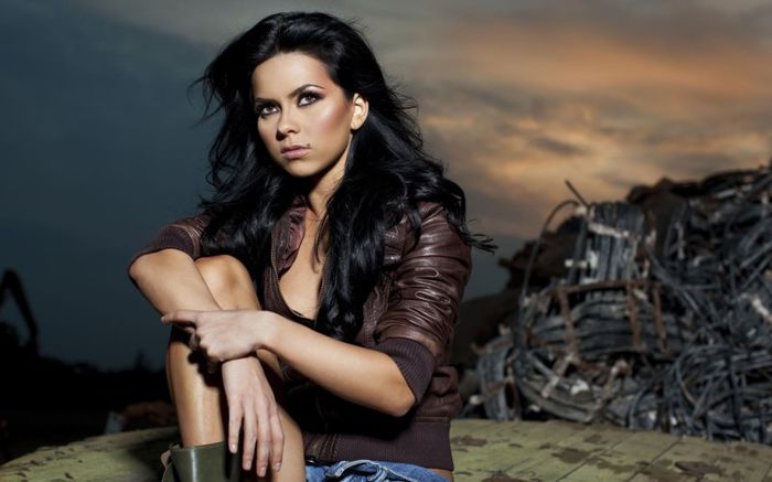 Inna Singer Height And Weight