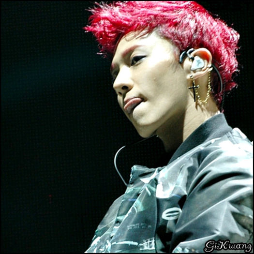 [KK] ..Mhm... :) ..[se apleaca putin] ..
