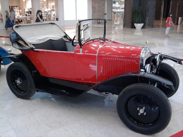 Fotografie0179; Masini de epoca.
