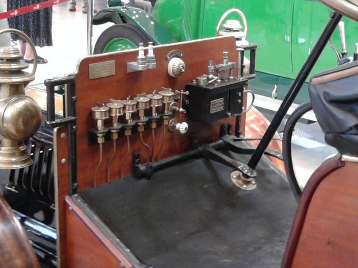 Fotografie0184; Masini de epoca.
