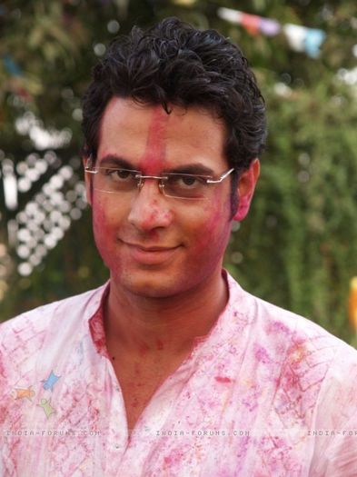 Vimresh Roshan-Naveen