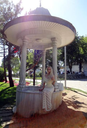 998345_356009927835282_104238737_n