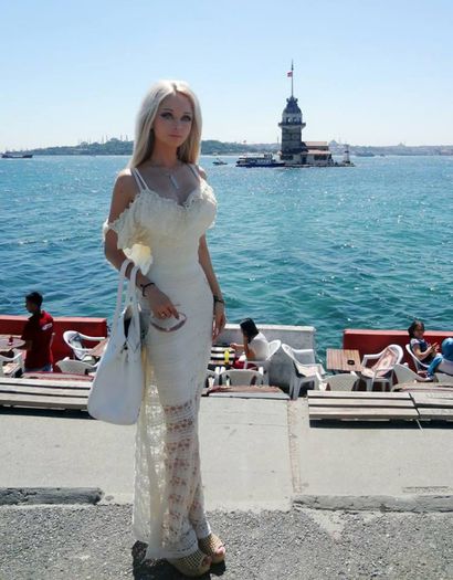 1012118_353830258053249_870102653_n