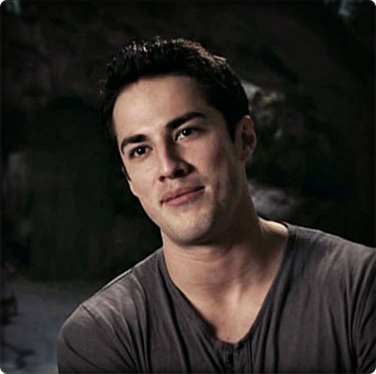 » ℣kÿ $τŀℓ™; -iese afara shy se aseaza langa ea-