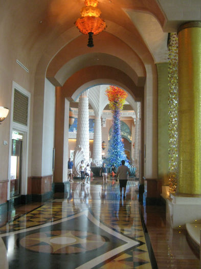 Atlantis interior