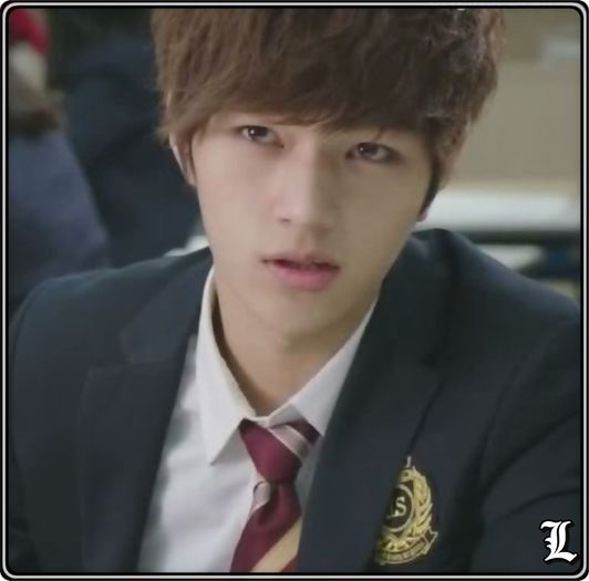 ∞ .. ^ii ia mana;o impinge mai in spate^ .. Tu chiar crezi..ca mi`e frica de o fata? :| .. - l - x - Episodul 87 - x - l