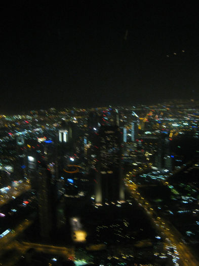 Vazut de la etajul 124 din Burj Khalifa