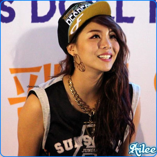 ♡ E bine sa fim gata din timp..:-" .. si cand o sa fie nunta? Primavara..vara..toamna..sau iarna? :- - l - x - Episodul 87 - x - l