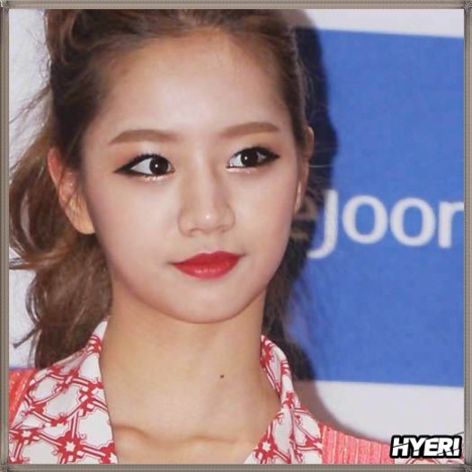 @. ... :"> ..Mhm. ;;)