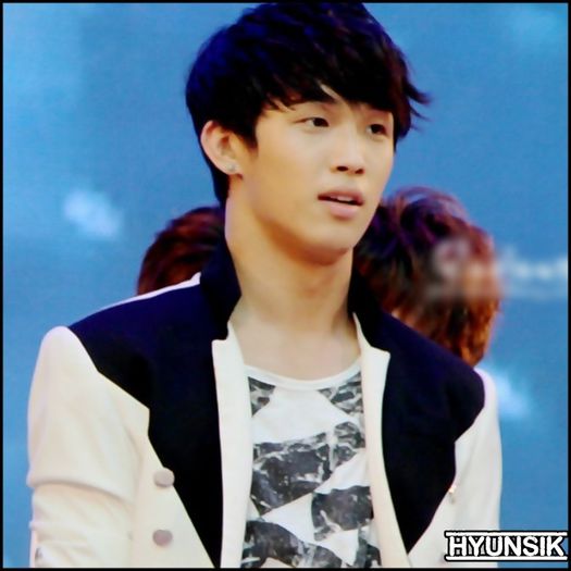 ;; Binee,nu`s eu vinovat. #:-s :)) [se pune pe nisip].