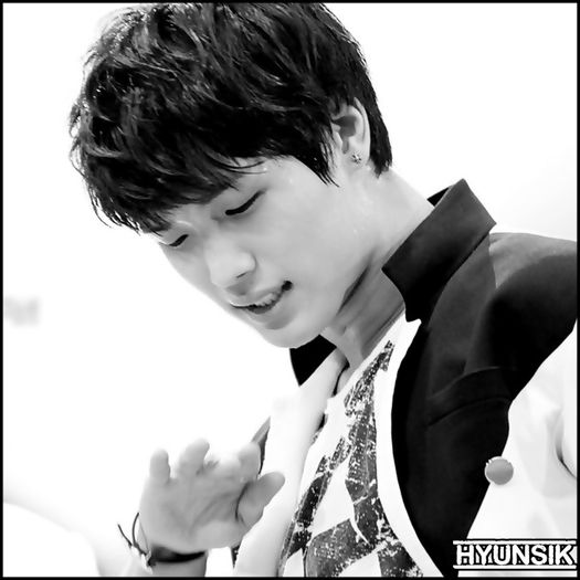 ;; :| :-s Yaa,Kik..mie mi-e frig. :-s Du-te tu dupa ea. ;;) :-s :|.