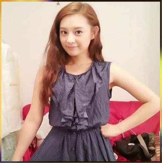 * <se aseaza pe acolo> Ce faci,doar singurica? ;)) - l - x - Episodul 88 - x - l