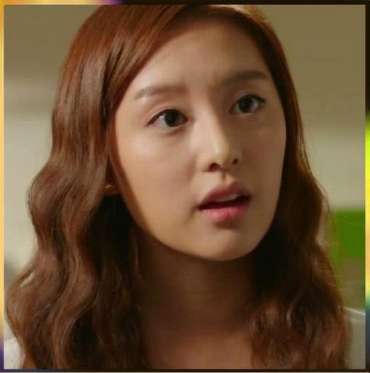 * Umm,nu chiar. Am venit prin vizita doar. ;;) Hei. :)