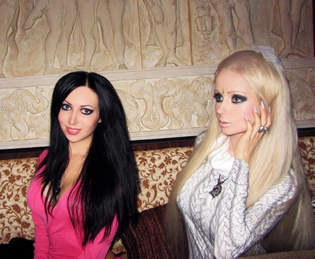 755_377540232338642_1835315485_n - fete care arata ca si barbie