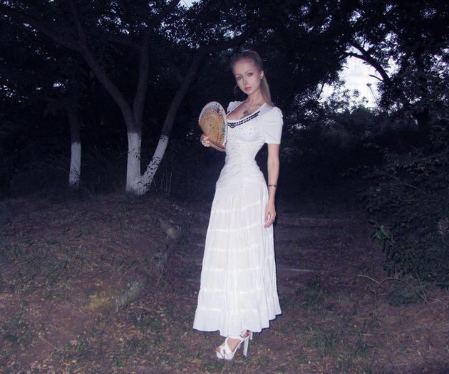 394270_346926728733326_1727639913_n