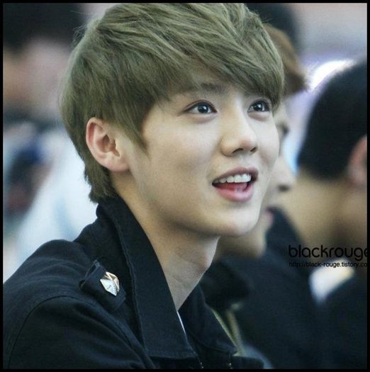 (LH) ..Si ce daca stau pe langa Kai? :))=)) .. :-s