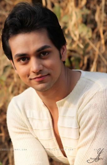 Shakti Arora-Onir