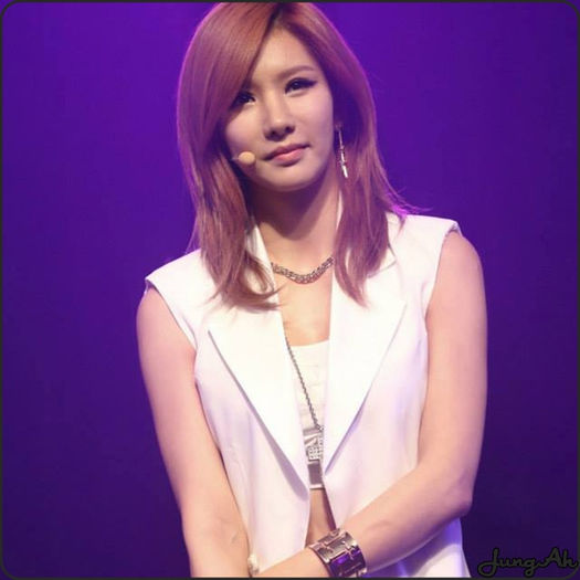 • Mmm..:-?..Ok..:-?? [se ridica]