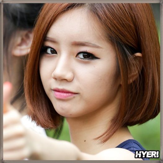 @. ...Tu m`ai udat. :-w Nu? :-w.. De fapt.. de ce intreb? -_- Sunt sigura. ...:-w