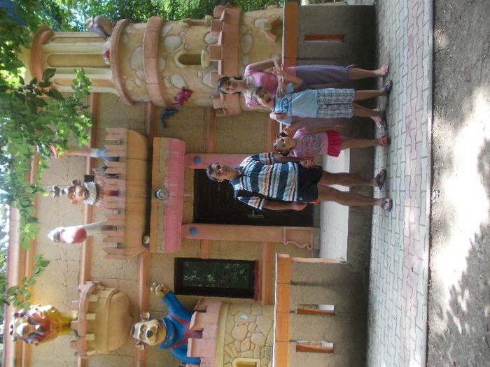 Ziua lui ALEX P. 043 - ziua lui alex la zoo