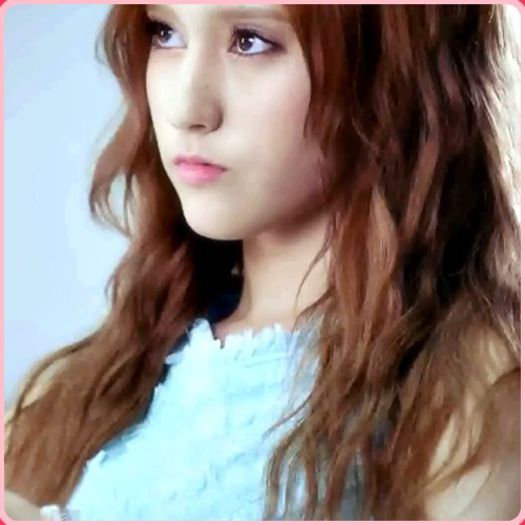 [♥] .. Hey. :)