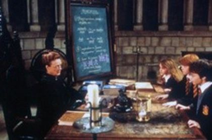 242 - Harry Potter si Piatra Filozofala 2001
