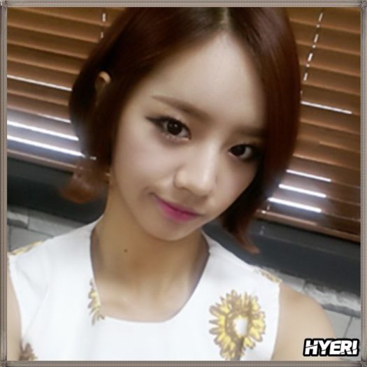 @. ..[o ia pe Jei de brat] ...Ne stracuraam. ;;) ..[o ia si pe JY; pleaca] - l - x - Episodul 90 - x - l